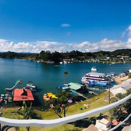 Aptos Vista Al Embalse, Frente Al Lago, Restaurantes, Bares Guatapé Eksteriør billede