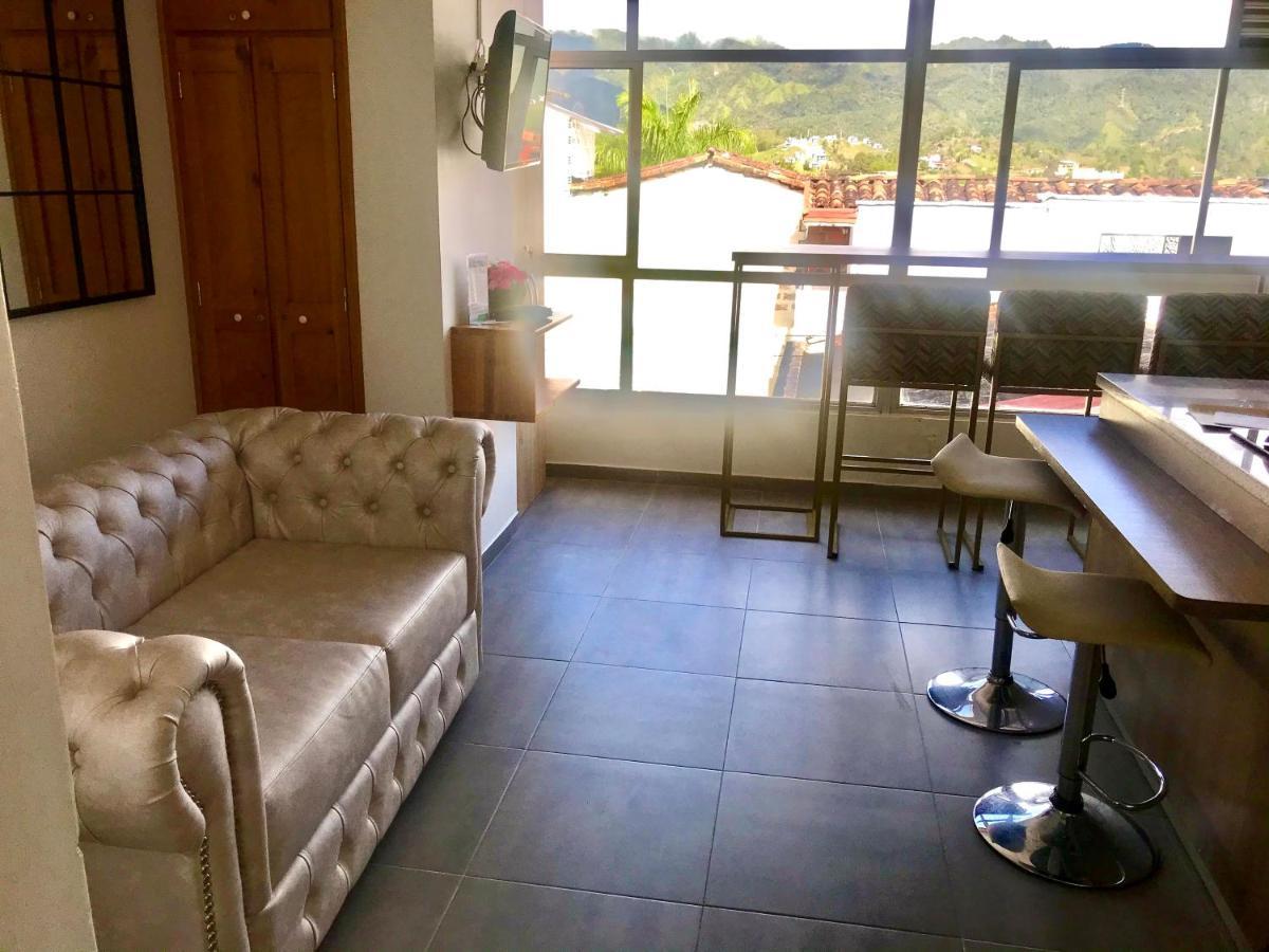 Aptos Vista Al Embalse, Frente Al Lago, Restaurantes, Bares Guatapé Eksteriør billede